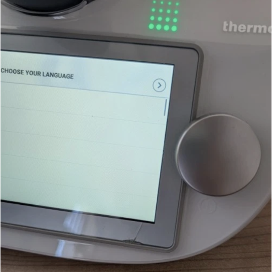 Vorwerk Thermomix TM6 Weiß – guter Zustand – kleiner Bruch am Gehäuse
