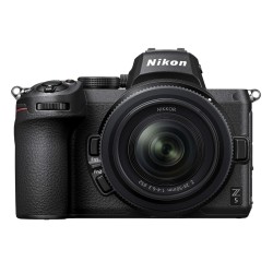 Nikon Z5 Kit 24-50 mm Nikon Z5 Kit 24-50 mm