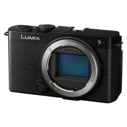 Panasonic Lumix DC-S9 Body Jet Black Vollformat  24,2 Megapixel  Full HD