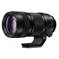 Panasonic Lumix S PRO 70-200m f4 O.I.S. Panasonic Lumix S PRO 70-200m f4 O.I.S.